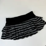 2026 Summer New Women's Wear Y2K Grunge Black and Grey Striped Ruffle Mini Skirt - Image 3